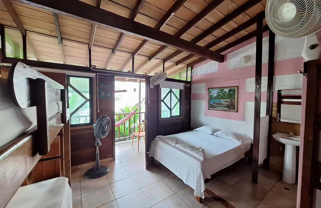Hostal Capurgana-1
